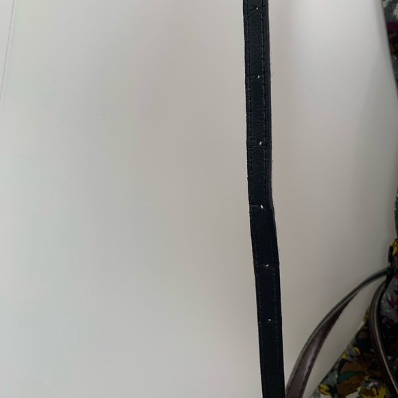 Short floral dress with belt - Picture 4 of 6